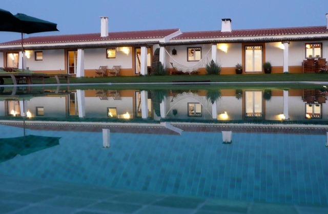 Villa 'Casa Do Sal' con piscina compartida, terraza y Wi-Fi
