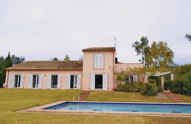 Villa Casa Puntiró with swimming pool