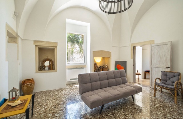 Villa 'Casale Cafazza Country House' con piscina privada, Wi-Fi y aire acondicionado