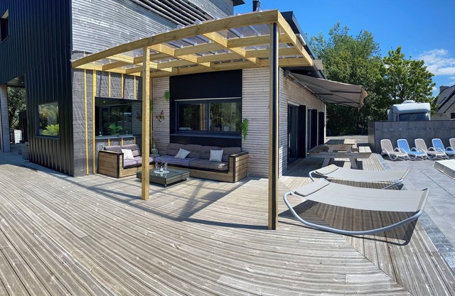 Villa Chantalain, Haut Standing ,3 mn de la mer ,spa, Petits Oiseaux et Nature