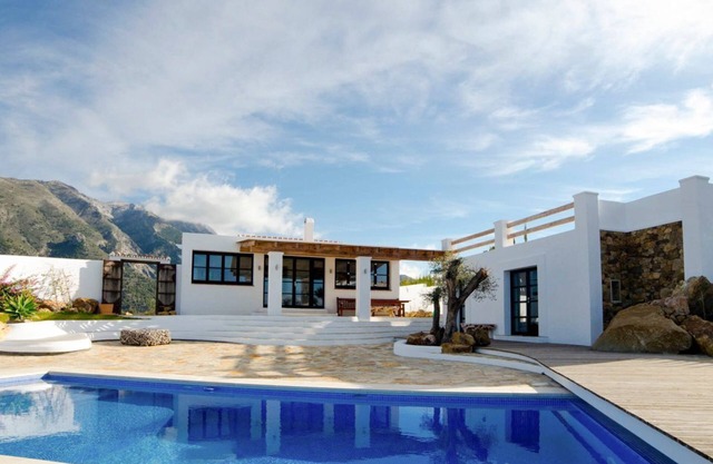 Villa Chepita - Cuatro Habitaciones Villa, Capacidad 8