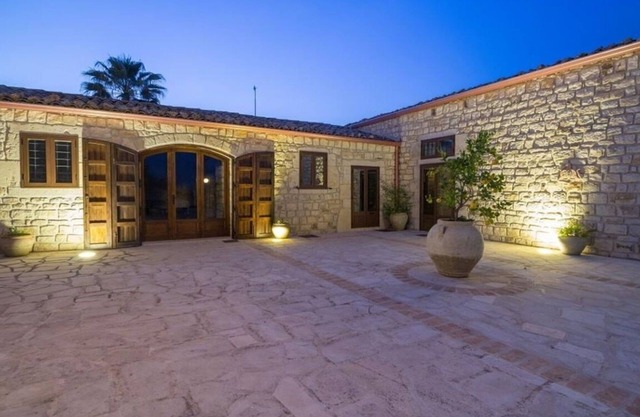 Villa en Cammaratini con 7 habitaciones, capacidad 13