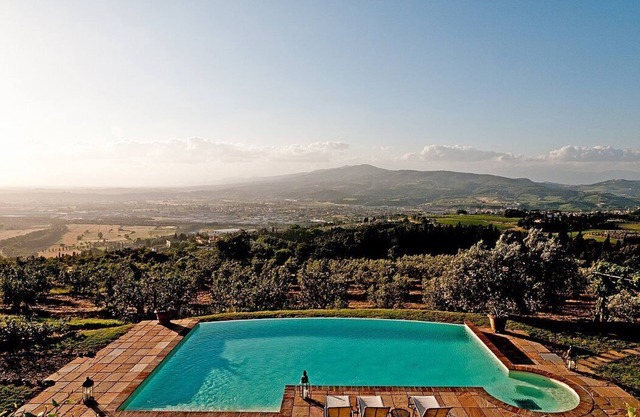 Villa Collarina: una villa elegante y acogedora situada en una zona tranquila.