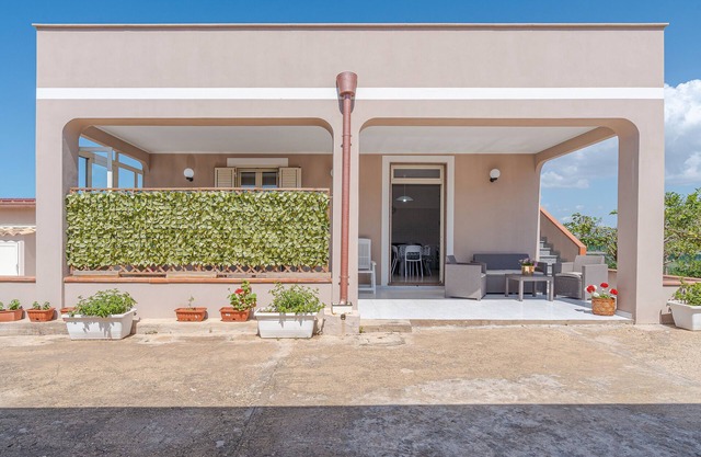 Villa 'Con Tre Camere Da Letto' con terraza privada, jardín compartido y aire acondicionado