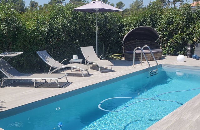 Villa Contemporaine Avec Piscine