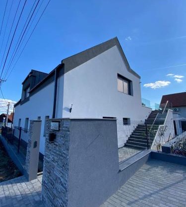 Villa Corner