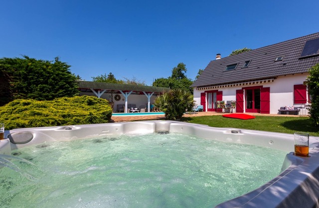 Villa Cosmique - Maison avec piscine et jacuzzi