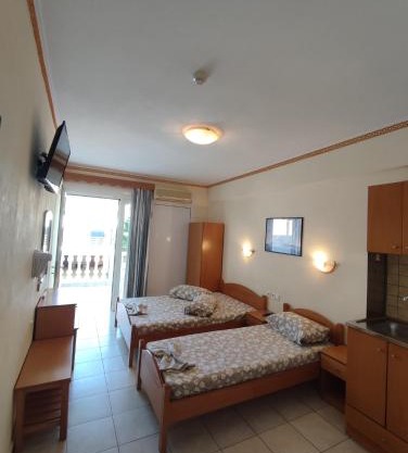 Villa Cosmos Inn
