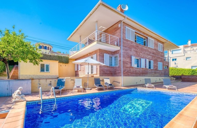 Villa CostaCabana - Villa Beyonce con vistas al mar, piscina y Wi-Fi