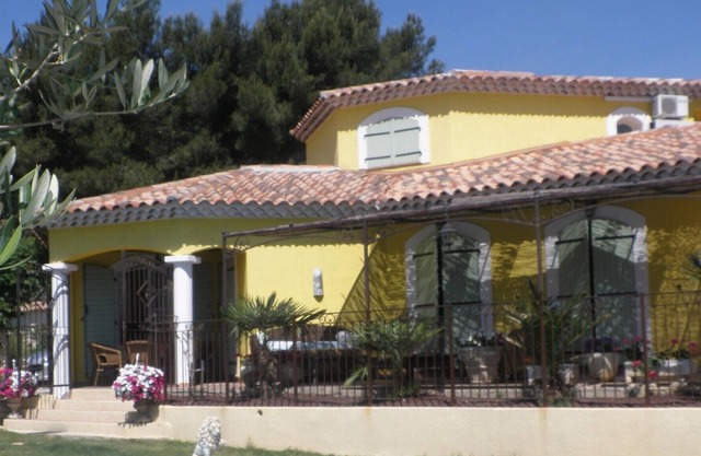 Villa Costa Azul muy hermoso servicio.