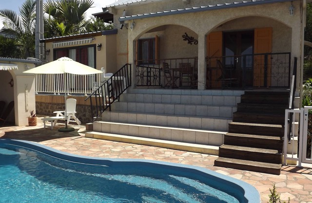 Villa Creole 5 F para 6/8 personas con piscina y casa de la piscina