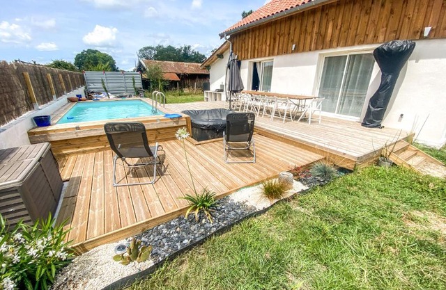 VILLA D. Jolie Maison de campagne de 8 à 12 pers