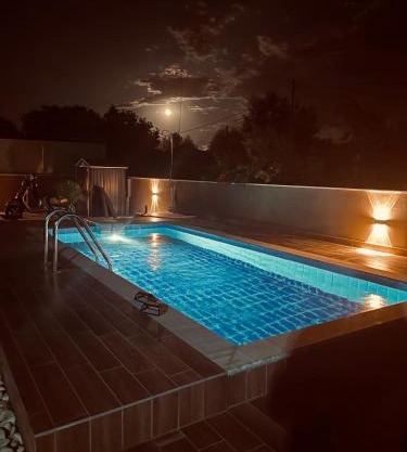 Villa D&S garden pool