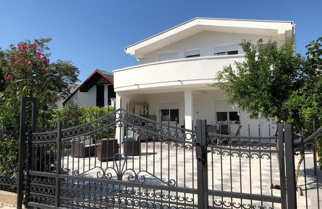 Villa Dafina