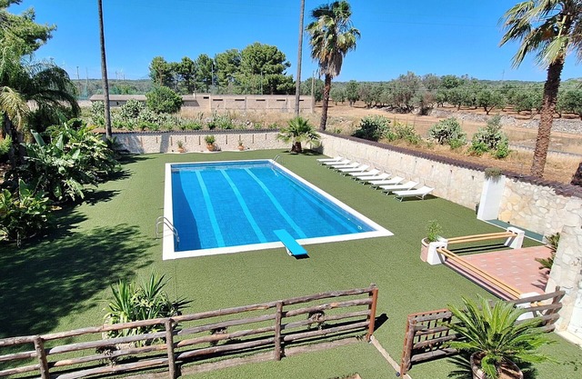 Villa 'Dany con Piscina' con piscina privada, Wi-Fi y aire acondicionado
