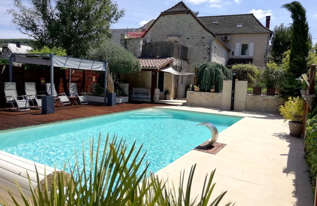 Villa de 160 m2 Avec Piscine Chauffée 10 Personnes