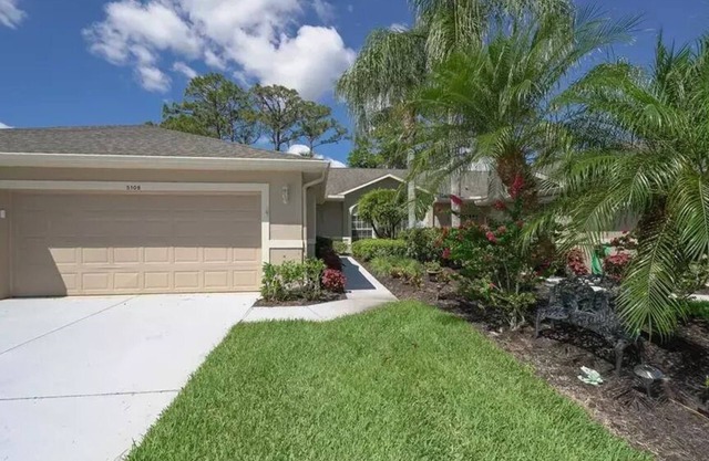 Villa de Mahogany - 5108
