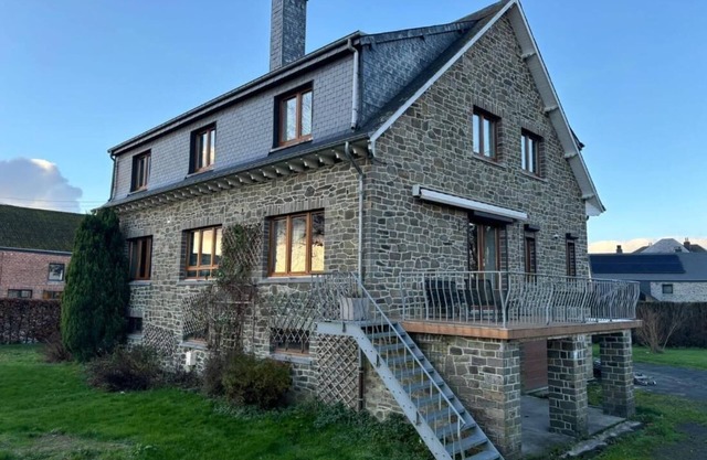Villa De Miguel disfruta de un momento agradable en familia o con amigos