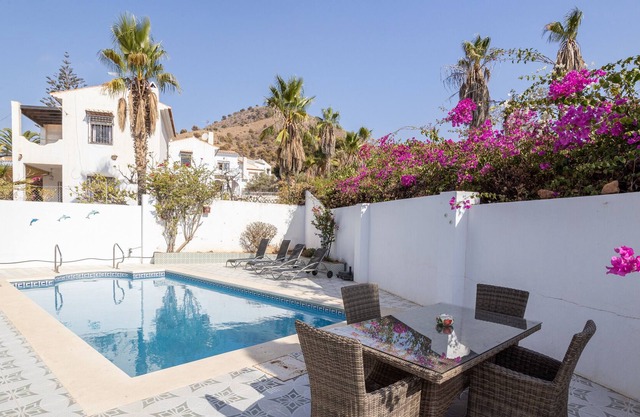 Villa "De Wyde Blik" con piscina, jardín y Wi-Fi