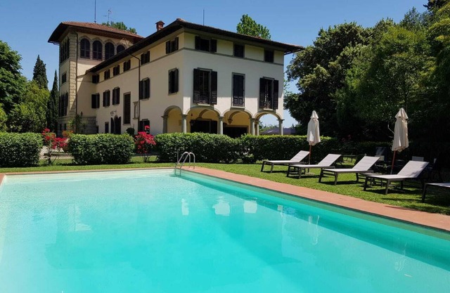 Authentic & Luxurious Estate: Pool - Tennis - View