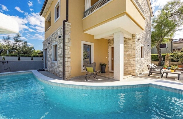 Casa Dika in Belavići