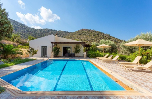 Villa Dimitrios - Dos Habitaciones Villa, Capacidad 5