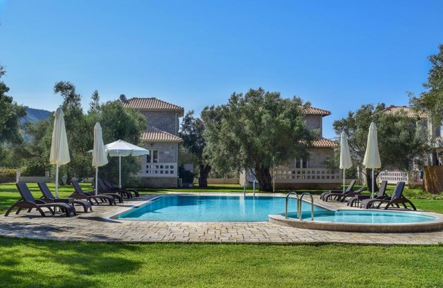 Villa *DROSIA*/5' from town & sea/Mountain View