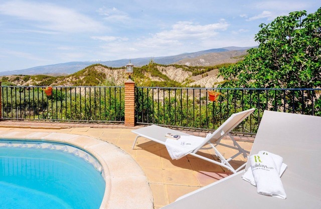 Villa Dulce Alcolea by Ruralidays