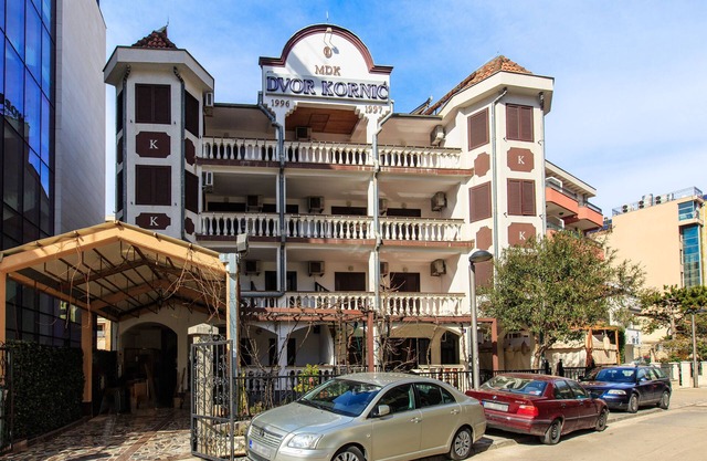 Villa Dvor Kornic