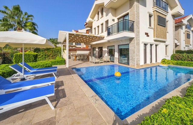 Villa East by Tatil Premium