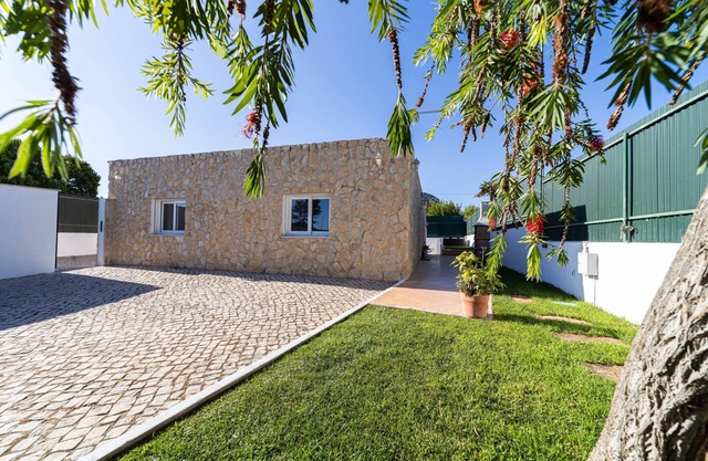 Villa El Segundo by HelloVacations