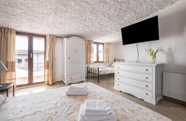 Villa Eleonora Residence App to 3