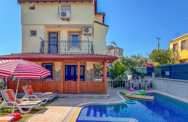 Villa Elma with private and child pool
