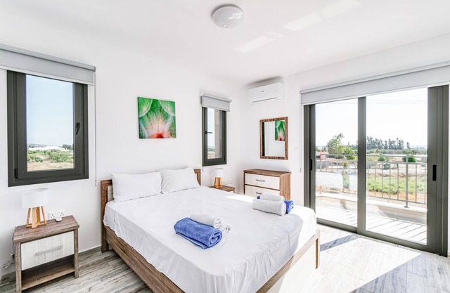 Villa Elpida THREE by Ezoria Villas, Timi, Paphos