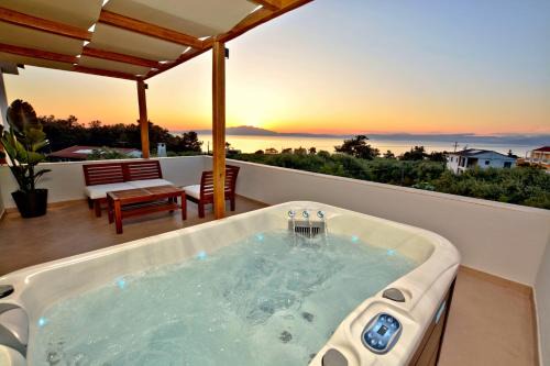Villa Emilia Suites