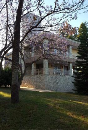 Villa Entrenaranjos