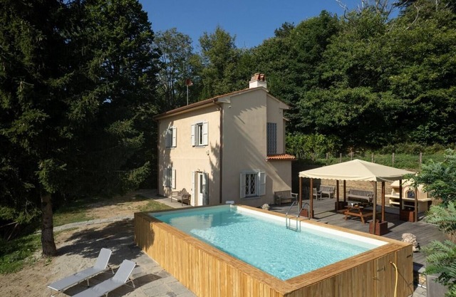 Villa Enza - Private villa with pool in Tuscany