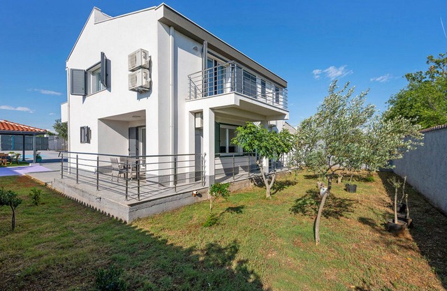 Villa Eros (V9301-K1) - Konjevrate