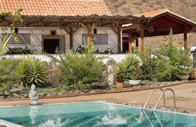 Villa - Finca Rural con piscina en el sur de Gran Canaria - Ayagaures