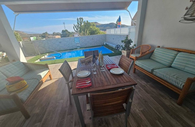 villa y piscina privada de 1 a 7 per a 300 m de las playas de san Juan terreros