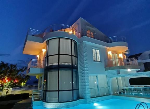 Villa esila