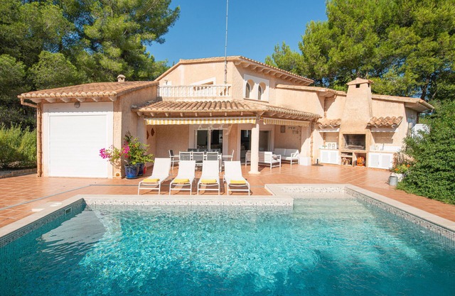 Villa Estranys, con piscina privada