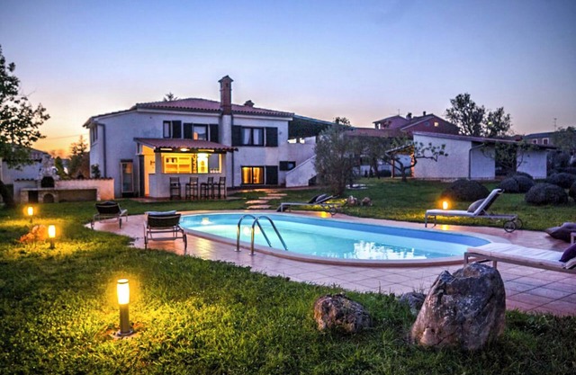 Villa Eufemia - 3 apartments for your perfect vacation :)