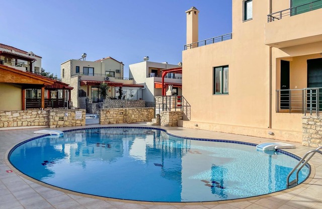 Villa Evgenia︱A Plain Lodge w/Pool in the Village
