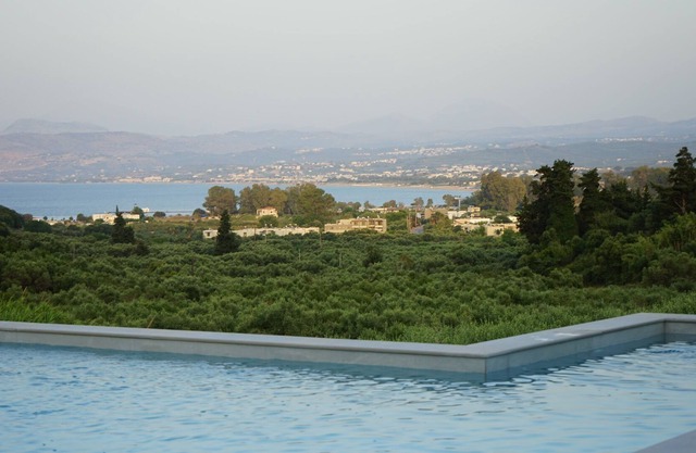 Villa Exopolis - A brand new Villa with a panoramc Seaview