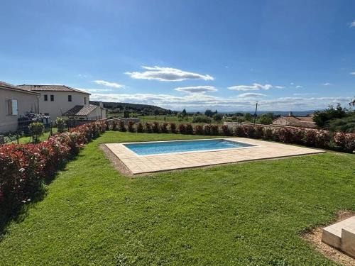 Villa familiale avec piscine à Flaux, 125 m² 2