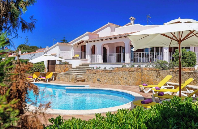 Villa Fantasia - Villa de cuatro dormitorios, capacidad para 9