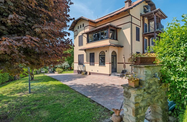 Villa 'Fefi Liberty D'Artista' con Piscina Privada, Jardín Privado y Wi-Fi