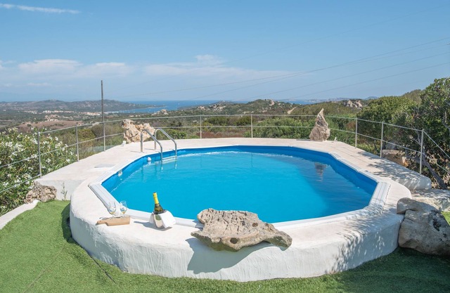 "Villa Felice" con vistas al mar, piscina, aire acondicionado, jardín y terraza