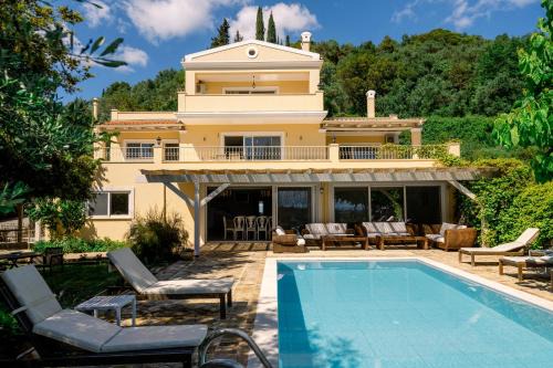 Villa Fioraki